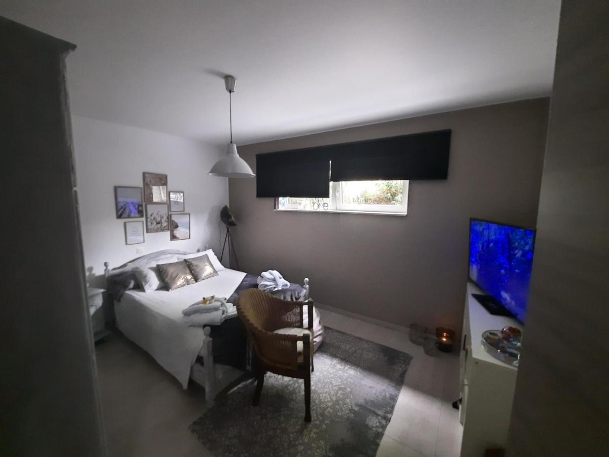 La Maison De Marie Бинш Екстериор снимка