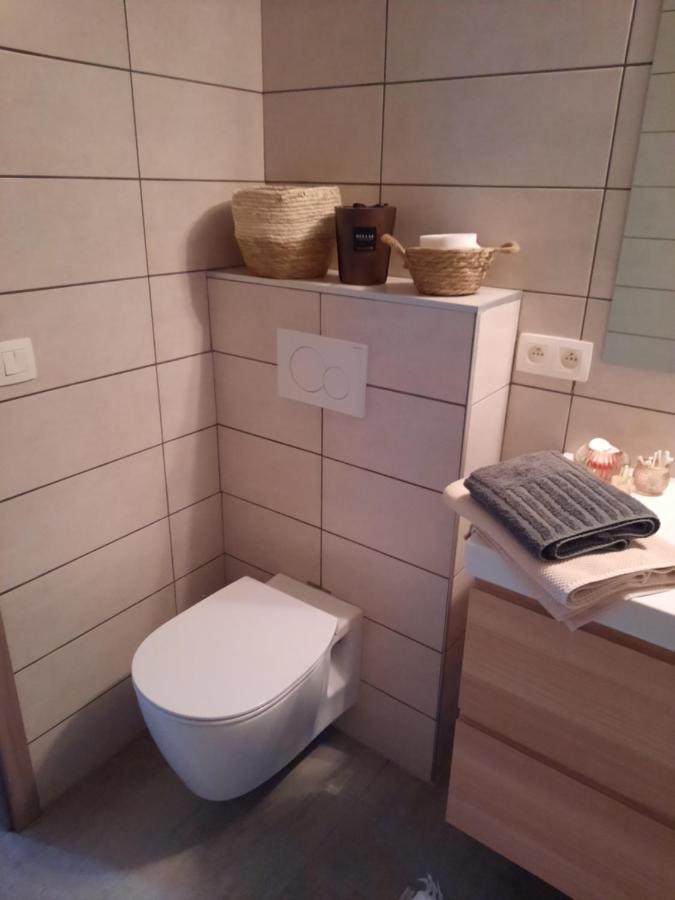 La Maison De Marie Бинш Екстериор снимка