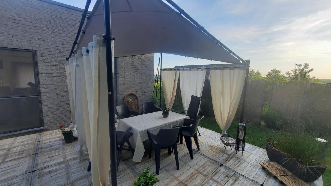 La Maison De Marie Бинш Екстериор снимка